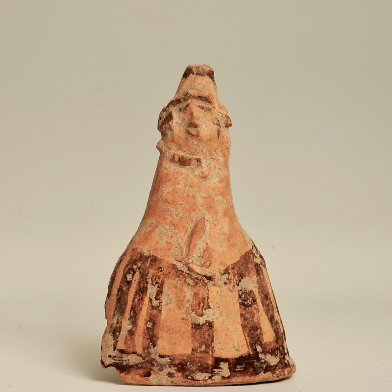 A Bell-shaped Idol