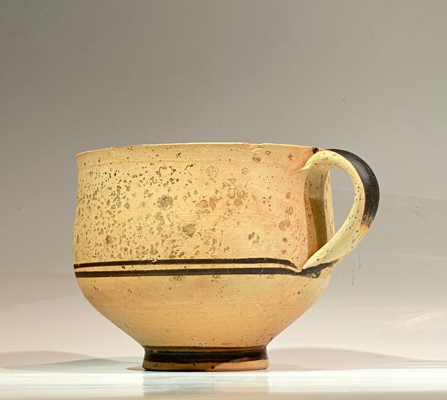Daunian single handle cup