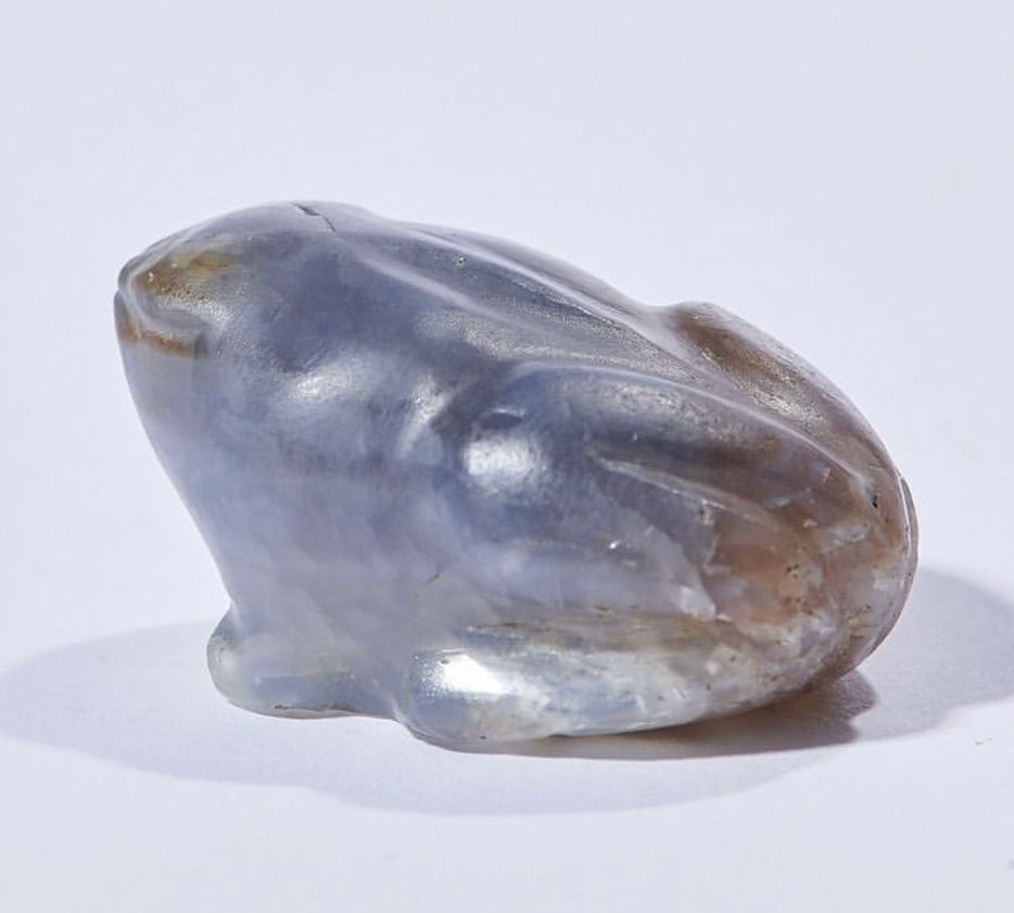 An Agate Frog